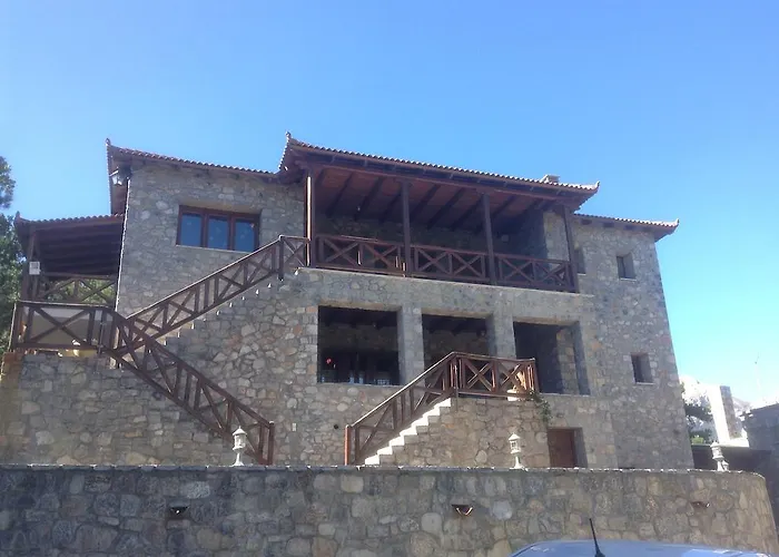 Xenonas Alexiou Archaia Feneos