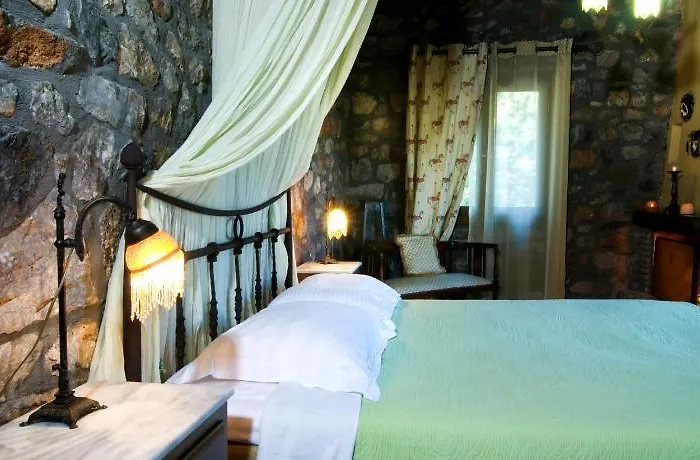 Xenonas Alexiou 住宿加早餐酒店 Archaia Feneos